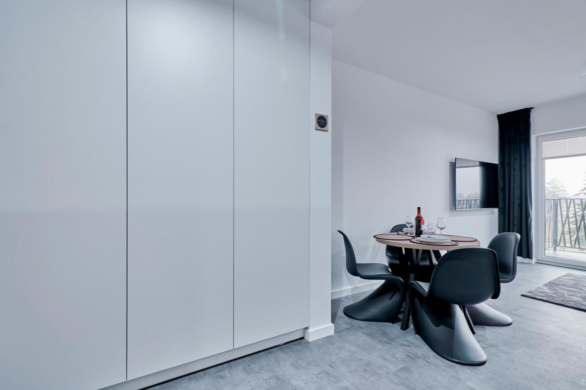 Apartament Sztuk Pieknych 10 皮拉 外观 照片